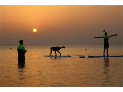 برگزاری اولین دوره مسابقات ستارگان پدل‌برد پیلاتس در خلیج نیلگون همیشه فارس (جزیره کیش) 39
