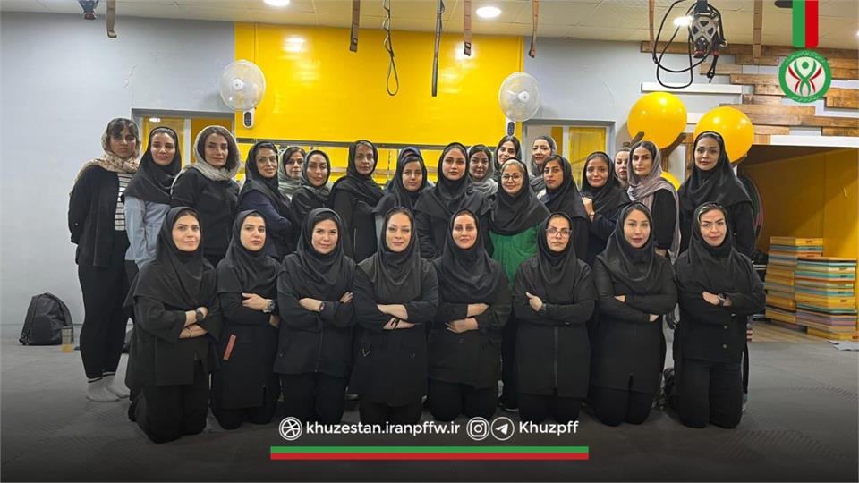 دوره مربیگری تمرینات معلق به میزبانی باشگاه آسا برگزار شد.